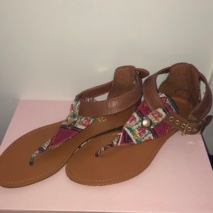 Strappy Flat Sandal